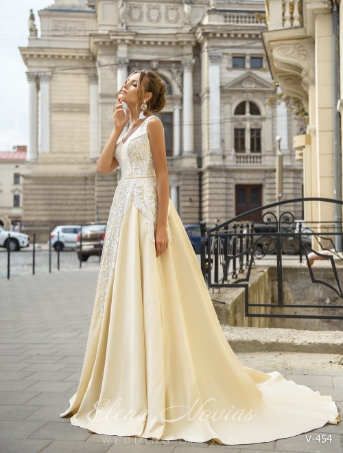 Изысканное вечернее платье на бретелях от бренда Elena Novias оптом V-454